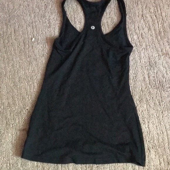 Black 90 degree tank top - Picture 3 of 3